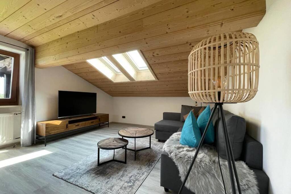 Gemuetliche Ferienwohnung Im Dg Am Tegernsee - Bergblick, Ruhe & Ganz Viel Platz Bad Wiessee Dış mekan fotoğraf