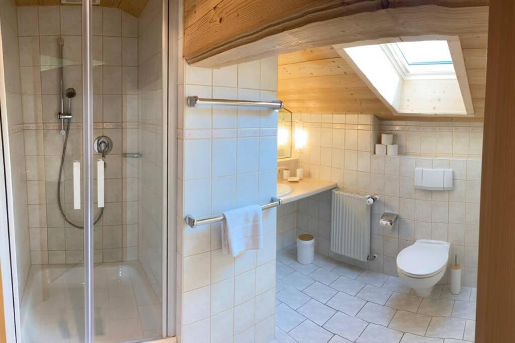 Gemuetliche Ferienwohnung Im Dg Am Tegernsee - Bergblick, Ruhe & Ganz Viel Platz Bad Wiessee Dış mekan fotoğraf