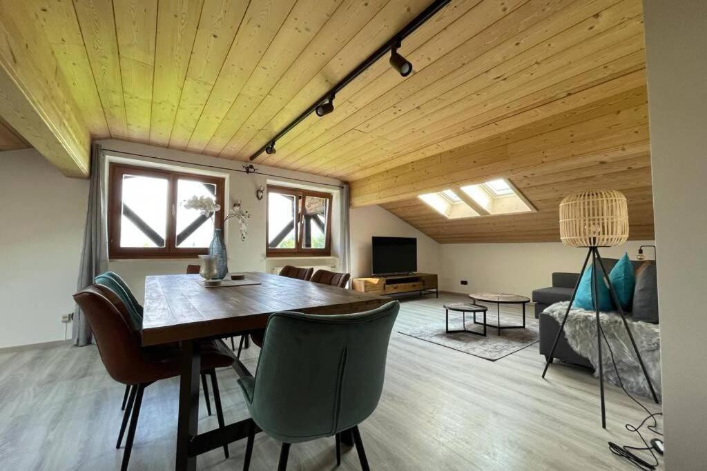 Gemuetliche Ferienwohnung Im Dg Am Tegernsee - Bergblick, Ruhe & Ganz Viel Platz Bad Wiessee Dış mekan fotoğraf