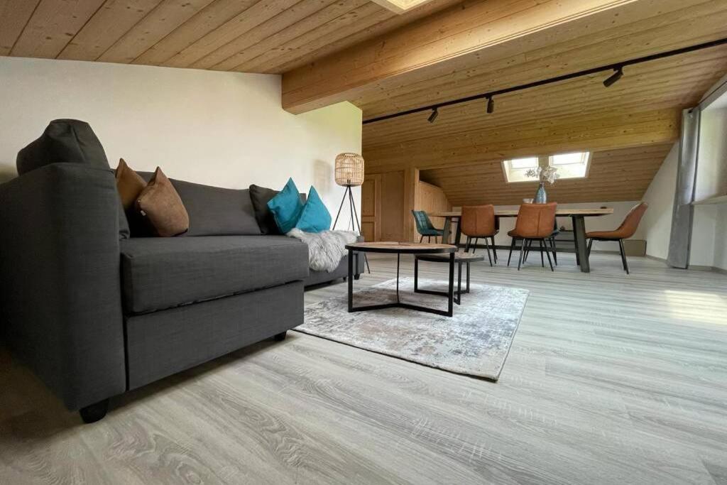 Gemuetliche Ferienwohnung Im Dg Am Tegernsee - Bergblick, Ruhe & Ganz Viel Platz Bad Wiessee Dış mekan fotoğraf